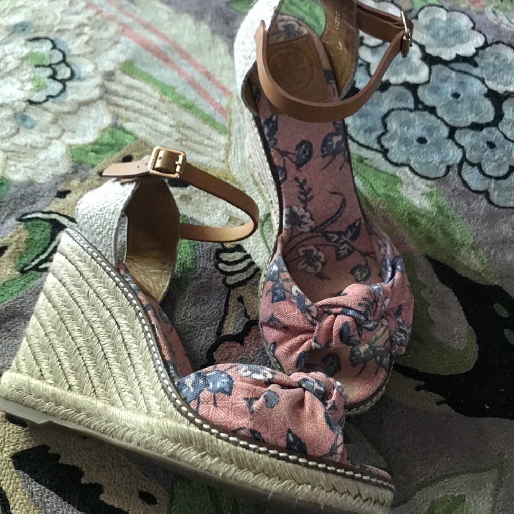 Tory Burch Olea Floral Macy Espadrille Wedges